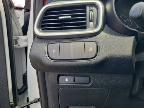 Used 2020 Kia Sorento L FWD image 22