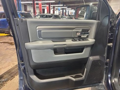 Used 2018 RAM 1500 Big Horn AWD/4WD image 25