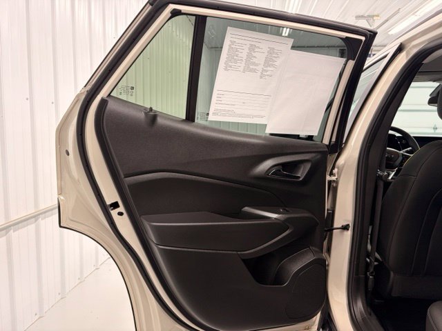 Used 2026 Chevrolet Trax ACTIV w/ Driver Confidence Package FWD image 12