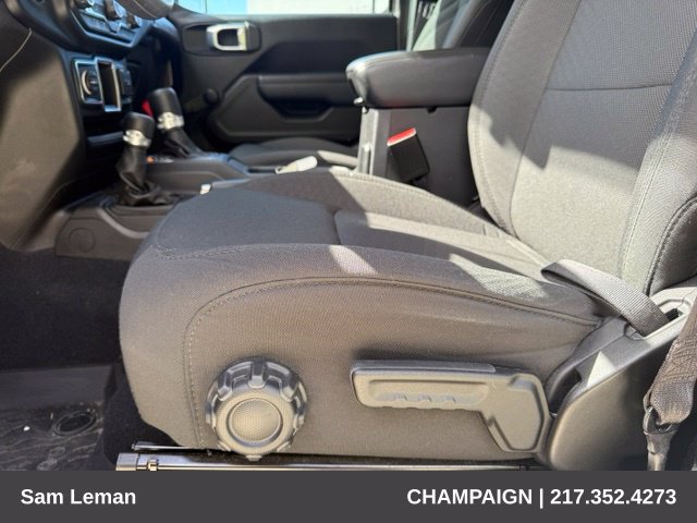 Used 2023 Jeep Wrangler Unlimited Sport AWD/4WD image 11