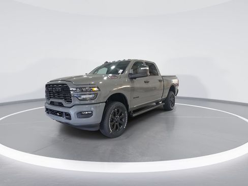 New 2026 RAM 2500 Big Horn AWD/4WD image 4