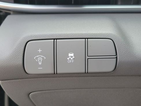 New 2026 Hyundai Elantra Sport FWD image 19