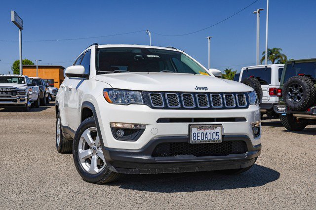 Used 2018 Jeep Compass Latitude w/ Popular Equipment Group FWD image 1