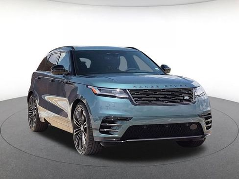 Used 2026 Land Rover Range Rover Velar Dynamic SE AWD/4WD image 3