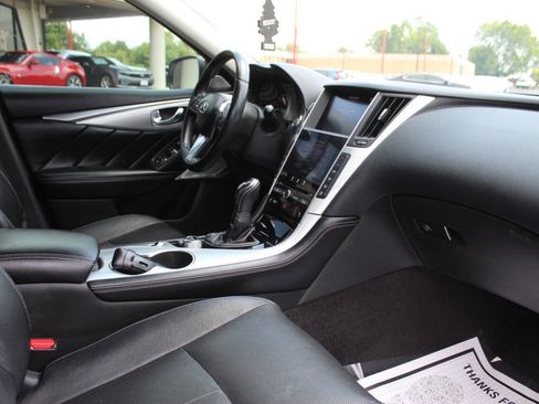 Used 2021 INFINITI Q50 Luxe w/ Seat & Sound Package image 6