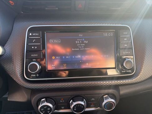 Used 2020 Nissan Kicks S FWD image 17