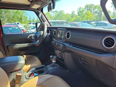 Used 2021 Jeep Gladiator Overland w/ Popular Equipment Package AWD/4WD image 33