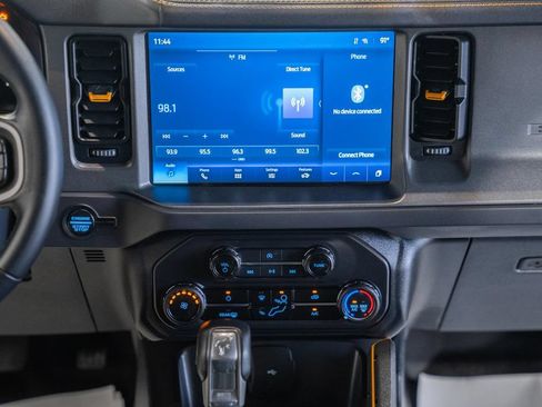 Used 2024 Ford Bronco Badlands AWD/4WD image 21