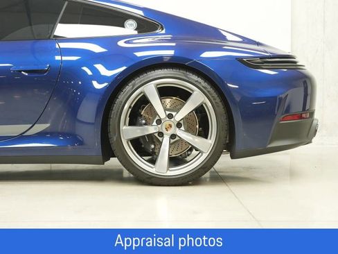 Certified 2025 Porsche 911 Carrera T RWD image 45