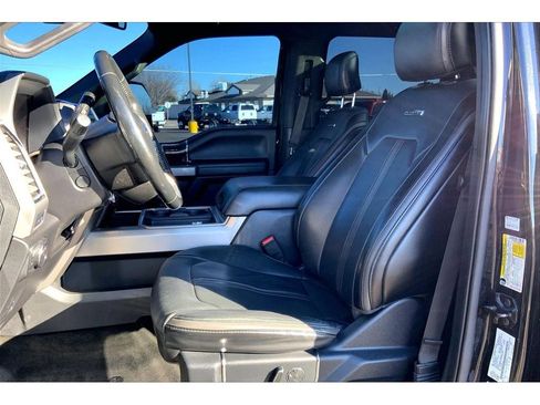 Used 2017 Ford F350 Platinum w/ Platinum Ultimate Package image 27