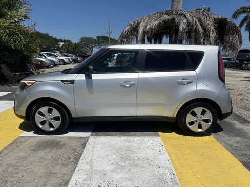 Used 2014 Kia Soul image 9