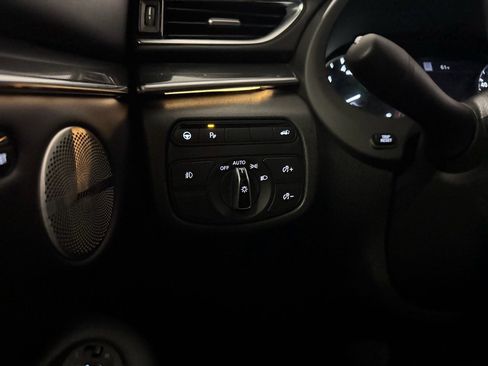 Used 2024 INFINITI QX50 Sport image 16