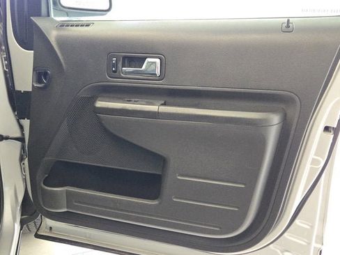 Used 2010 Ford Edge Limited FWD image 6