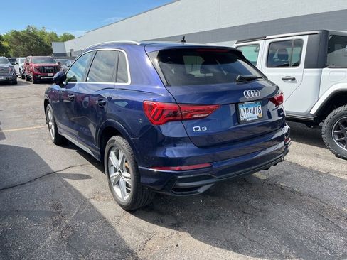 Used 2022 Audi Q3 2.0T Premium Plus w/ Premium Plus Package AWD/4WD image 5