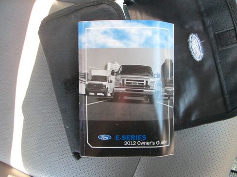 Used 2012 Ford E-150 and Econoline 150 image 13