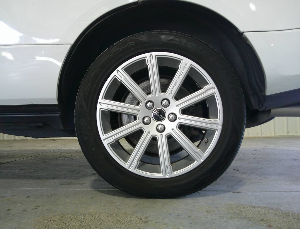 Used 2012 Land Rover Range Rover Supercharged AWD/4WD image 11