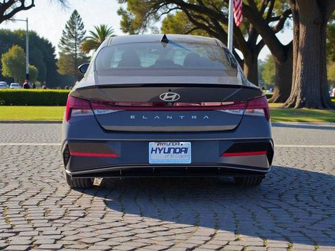 New 2026 Hyundai Elantra SEL Sport Premium FWD image 6