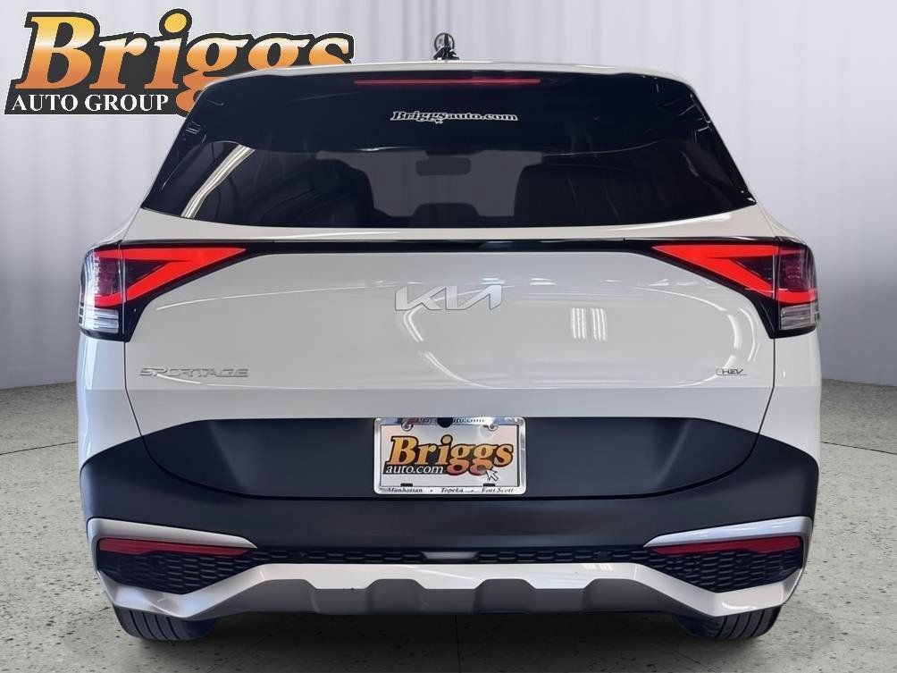 Certified 2025 Kia Sportage LX AWD/4WD image 5