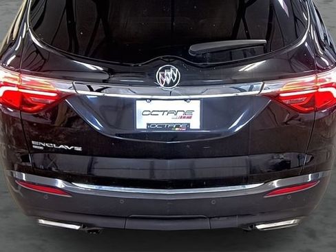 Used 2024 Buick Enclave Premium AWD/4WD image 12