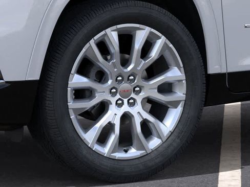 New 2026 GMC Acadia Denali w/ Super Cruise Package image 9