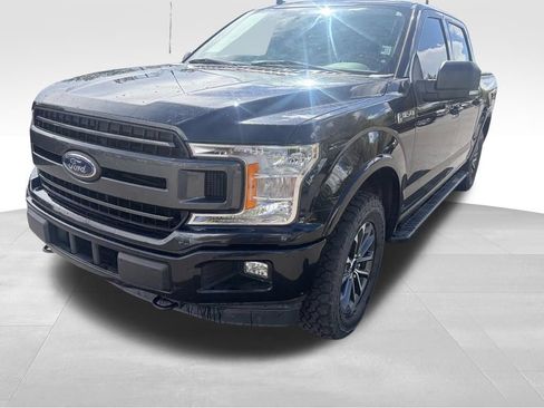 Used 2020 Ford F150 XLT w/ Equipment Group 302A Luxury AWD/4WD image 3