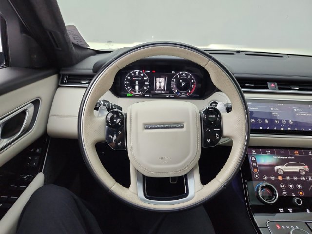 Used 2018 Land Rover Range Rover Velar AWD/4WD image 47