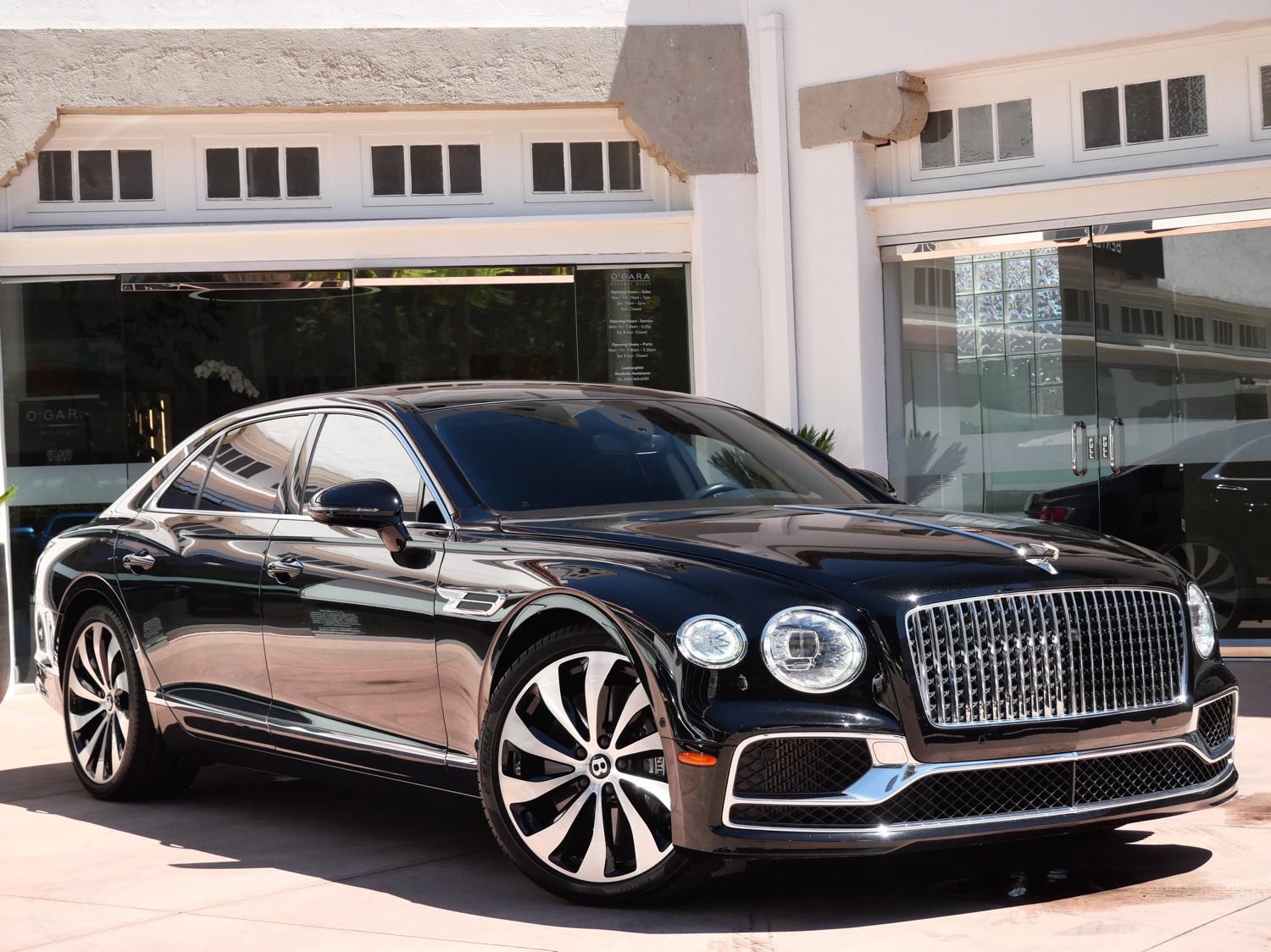 Used 2022 Bentley Flying Spur W12 AWD/4WD image 1