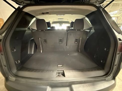 Used 2020 Chevrolet Traverse LS w/ LPO, Floor Liner Package FWD image 23