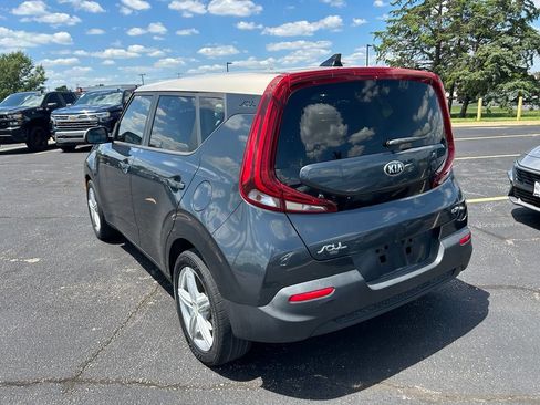 Used 2020 Kia Soul EX w/ Option Group 015 FWD image 5