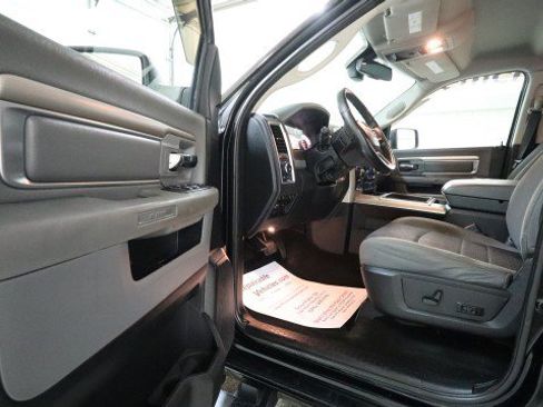 Used 2014 RAM 1500 Outdoorsman image 9