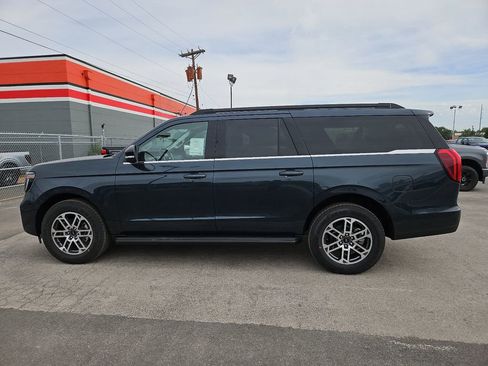New 2026 Ford Expedition Max Active RWD image 7