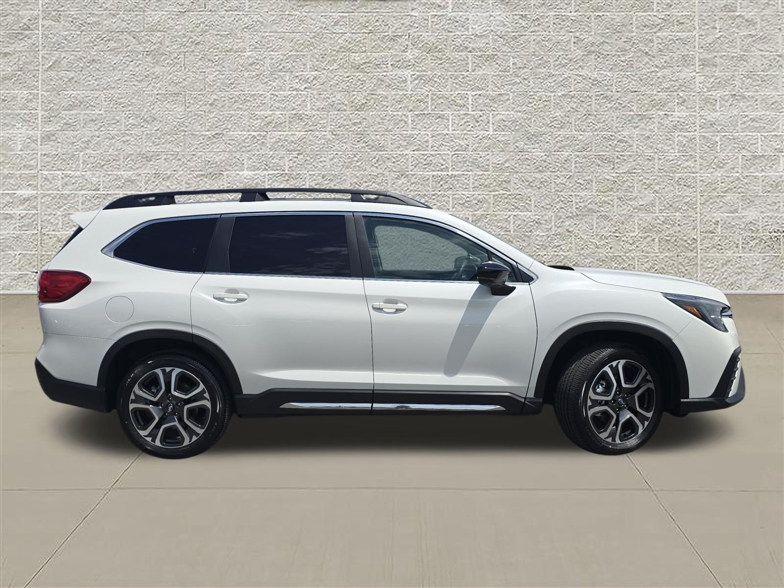 New 2026 Subaru Ascent Limited w/ Popular Package #2 AWD/4WD image 8