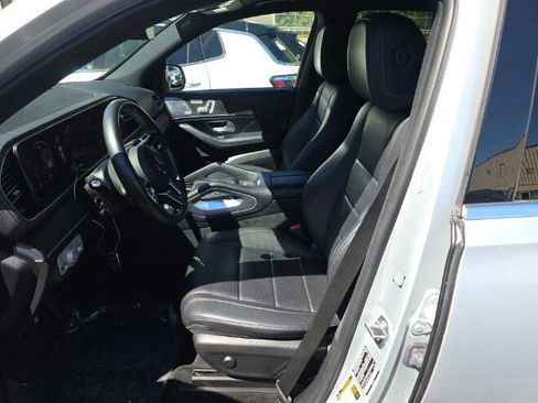 Used 2021 Mercedes-Benz GLS 450 4MATIC image 11