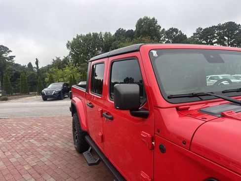 Used 2024 Jeep Gladiator Sport AWD/4WD image 18