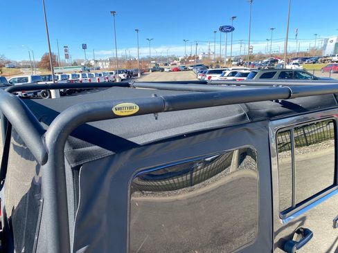 Used 2017 Jeep Wrangler Unlimited Sport w/ Quick Order Package 24S image 33