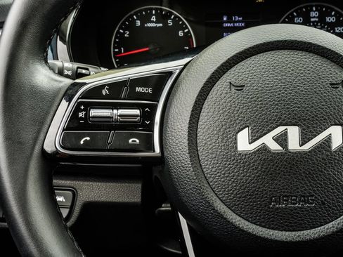 Used 2023 Kia Seltos S w/ Navigation Package AWD/4WD image 29
