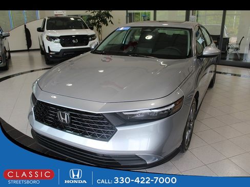 Certified 2023 Honda Accord EX image 1