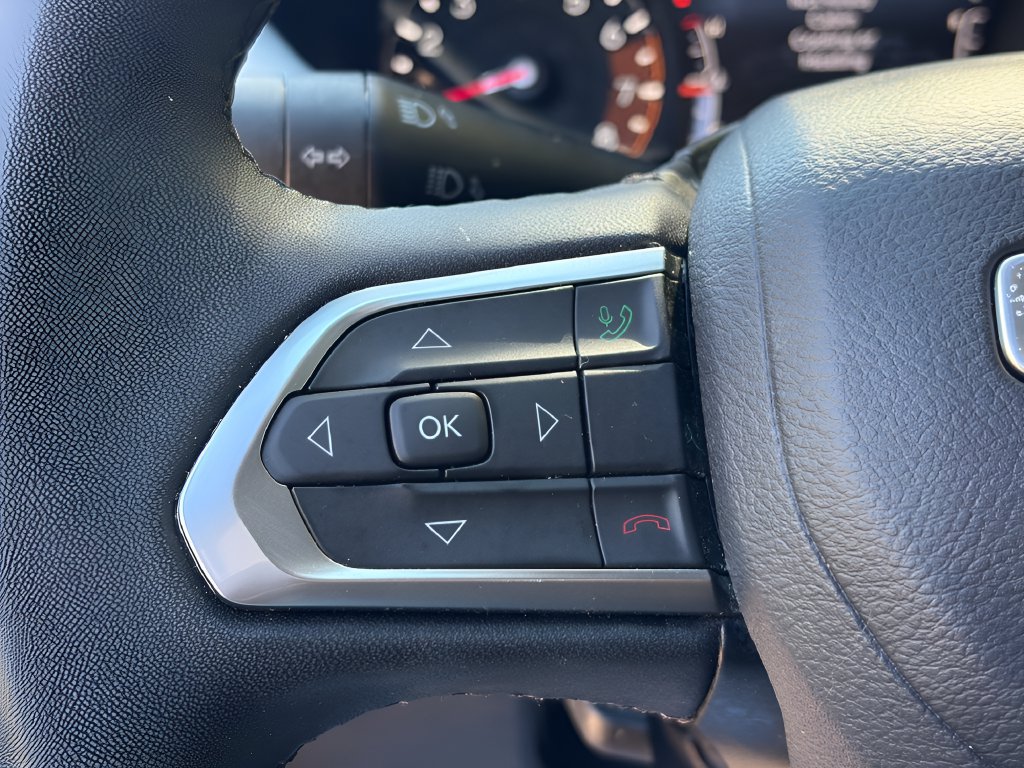 Used 2024 Jeep Compass Limited AWD/4WD image 18