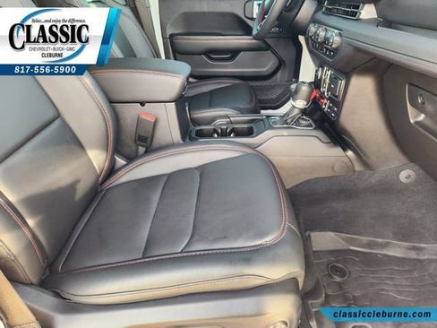 Used 2024 Jeep Wrangler Unlimited Rubicon image 27