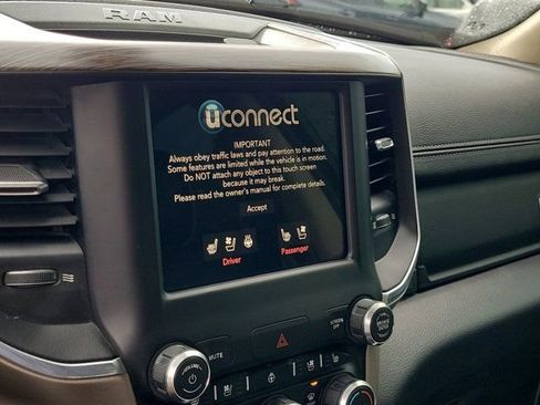 Used 2019 RAM 1500 Laramie w/ Off Road Group image 24