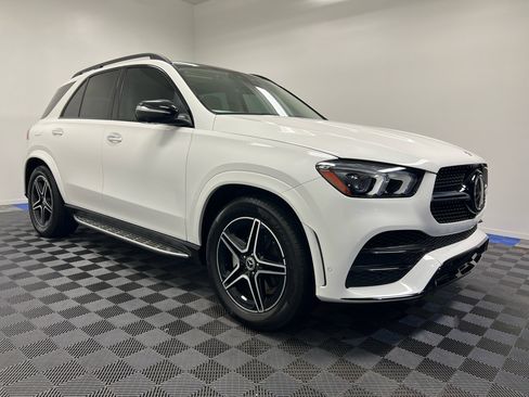 Used 2022 Mercedes-Benz GLE 350 4MATIC w/ AMG Line Exterior image 1