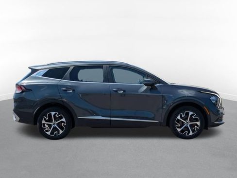 Used 2023 Kia Sportage EX AWD/4WD image 2