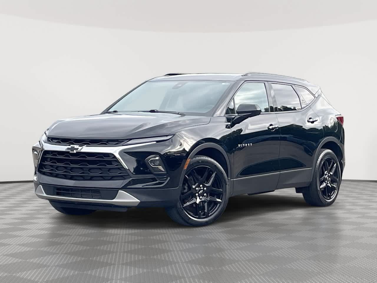 Used 2024 Chevrolet Blazer LT w/ Convenience Package AWD/4WD image 1