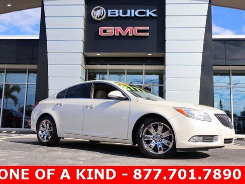 Used 2013 Buick Regal Premium image 1