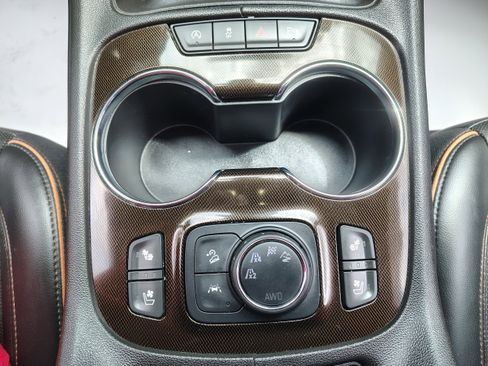 Used 2022 GMC Acadia AT4 w/ Preferred Package AWD/4WD image 34