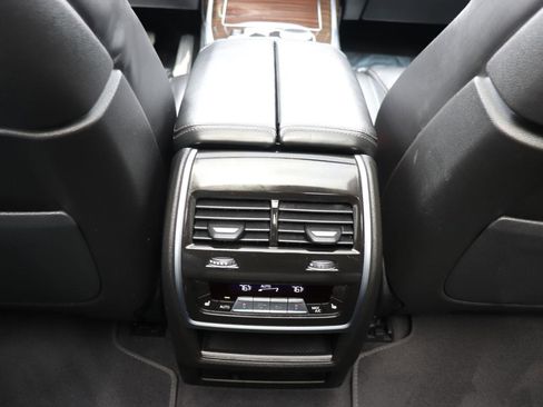 Used 2025 BMW X7 xDrive40i image 25