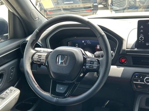Used 2025 Honda Pilot Black Edition image 43