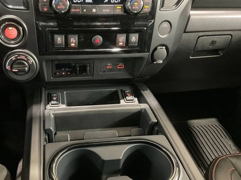 Used 2023 Nissan Titan PRO-4X w/ Pro-4x Convenience Package AWD/4WD image 21