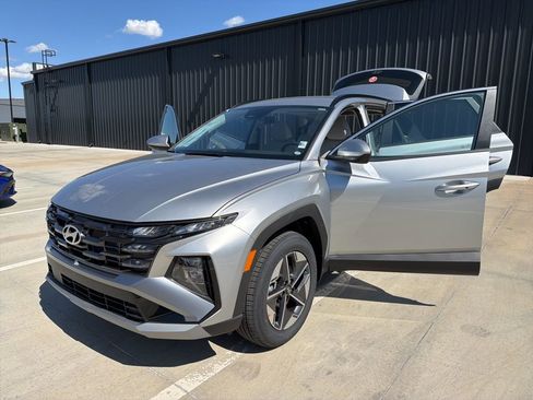New 2026 Hyundai Tucson SEL AWD/4WD image 13
