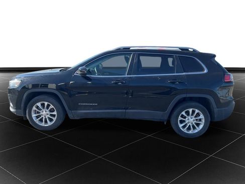 Used 2019 Jeep Cherokee Latitude w/ Popular Appearance Group image 2
